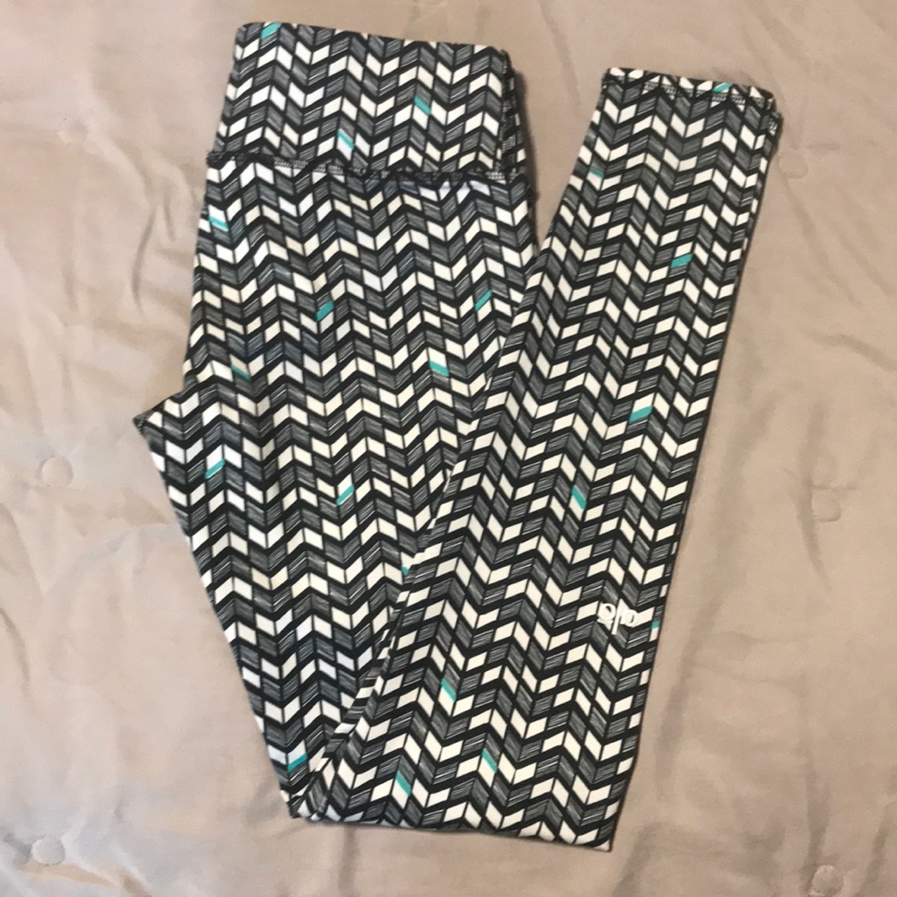 Women’s Alo yoga tights